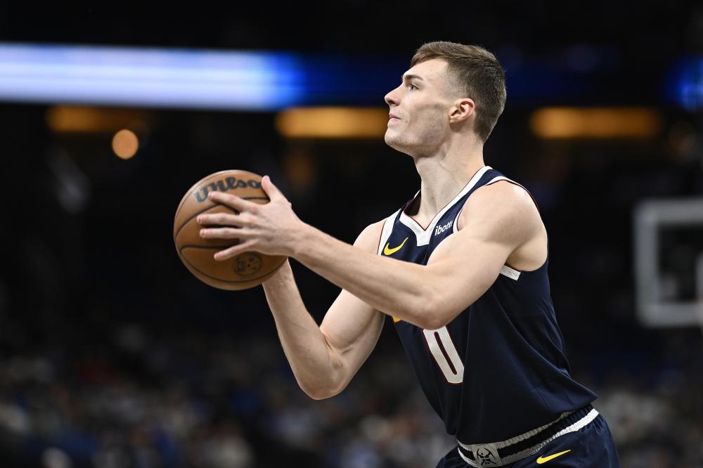 们在家中看 们在家中看