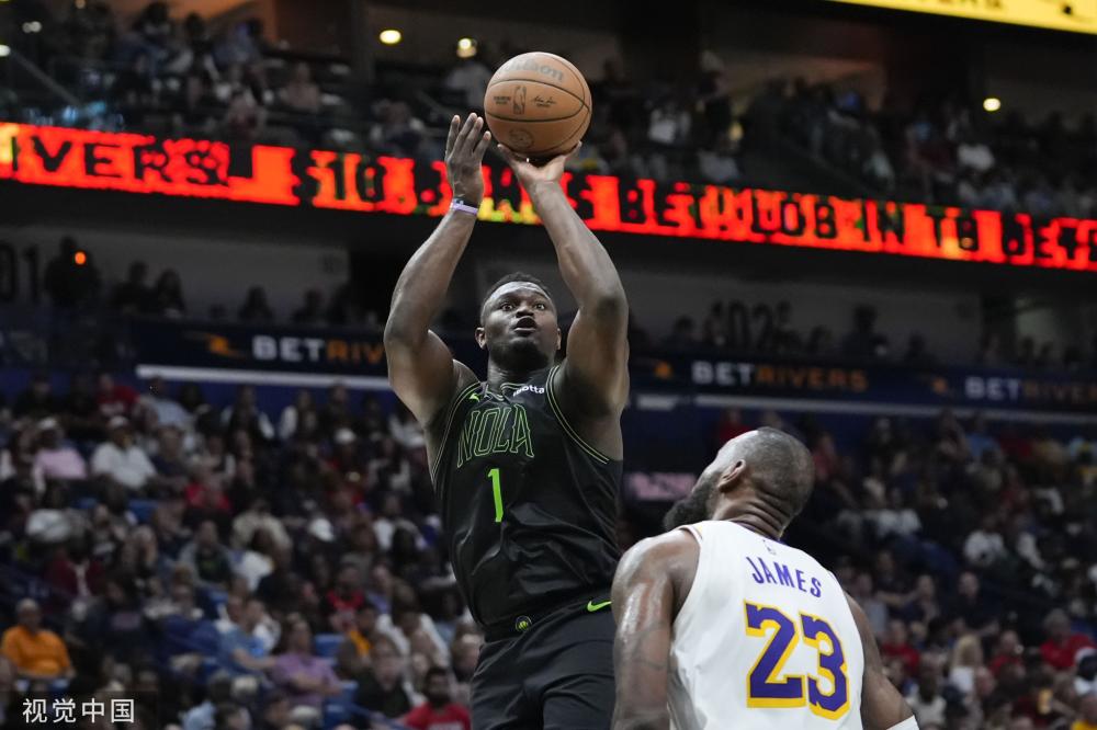 这一事件背 这一事件背