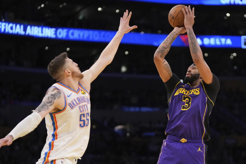 对决中脱颖 对决中脱颖