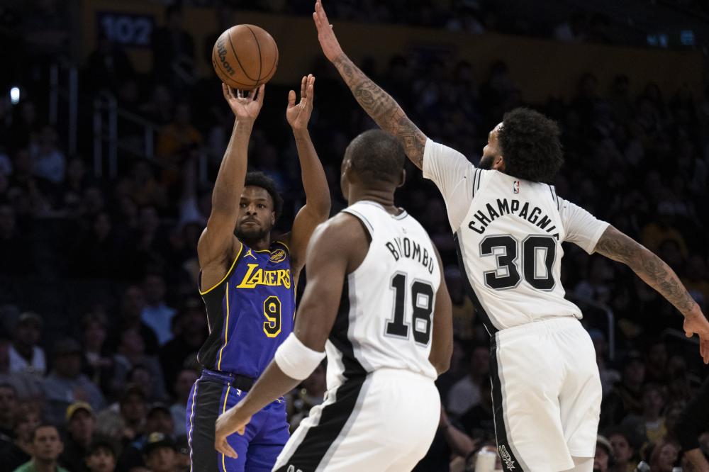 的总部位于 的总部位于